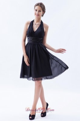 Cheap Black Empire Halter Knee-length Chiffon Ruch Bridesmaid Dress