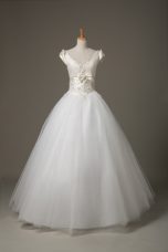 Smart V-neck Short Sleeves Wedding Gown Floor Length Beading and Appliques and Bowknot White Tulle